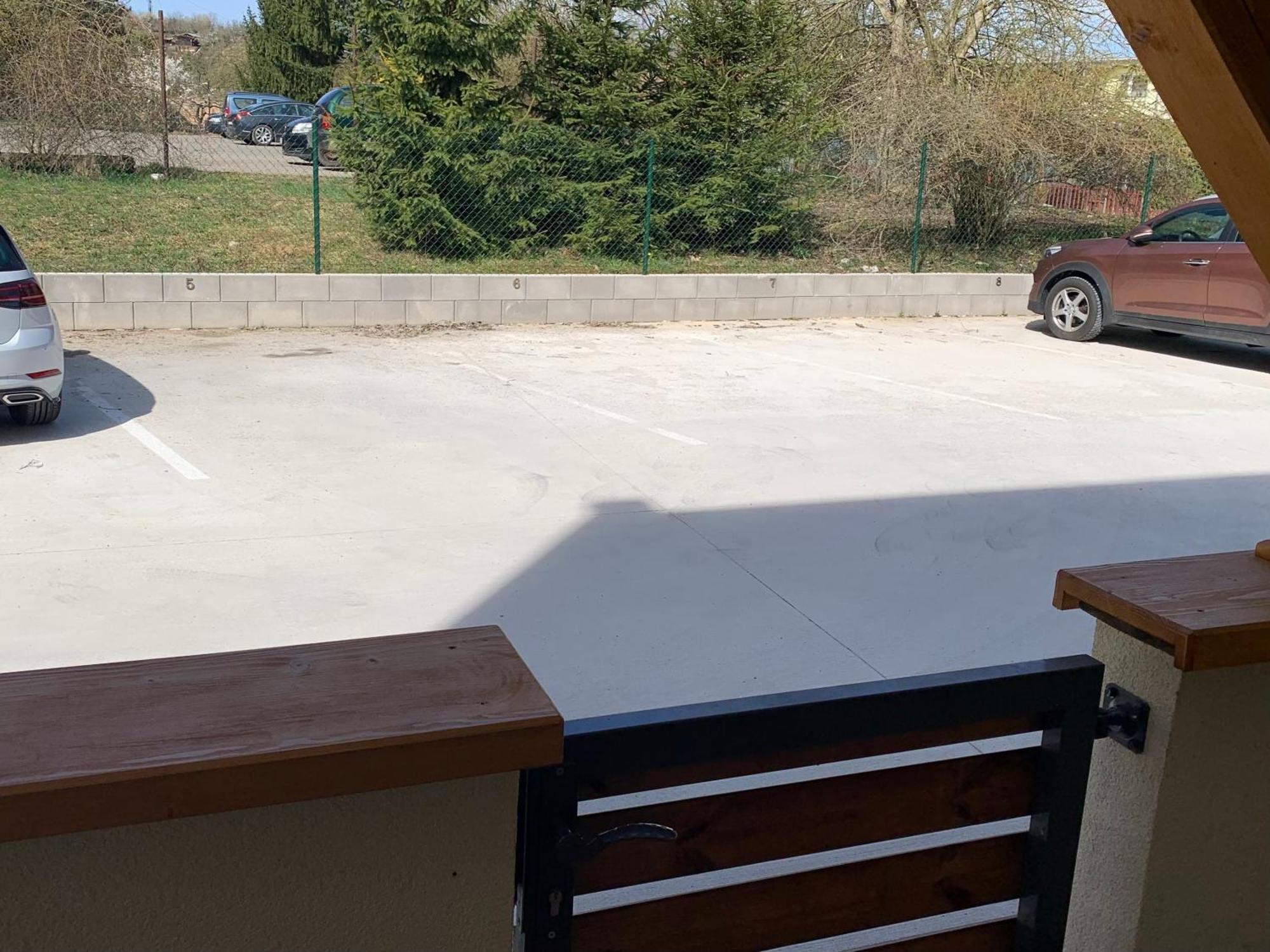Apartman S Terasou Zvolen Eksteriør bilde